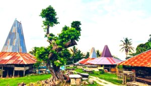 Kampung Adat Elomata