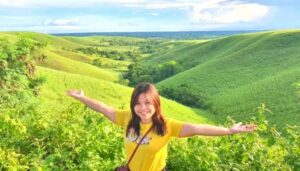 Marlin Damu saat Bertamasya di Bukit Lendo Ngara (Facebook/Marlin Damu/Suara Jarmas)