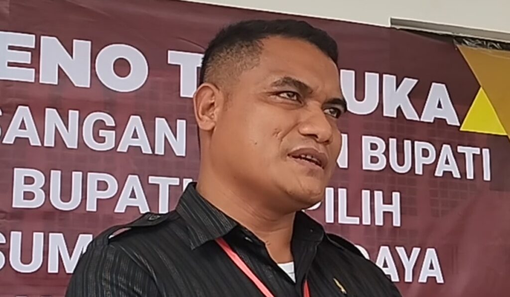 Sekretaris DPD Partai NasDem SBD, Thomas Tanggu Dendo (TIM/Suara Jarmas)