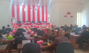 Rapat Paripurna XVI Masa Sidang II DPRD SBD, Rancangan Peraturan Daerah (Ranperda) tentang Rencana Pembangunan Jangka Menengah Daerah (RPJMD) Kabupaten SBD Tahun 2025–2029 (AH/Suarajarmas.id)