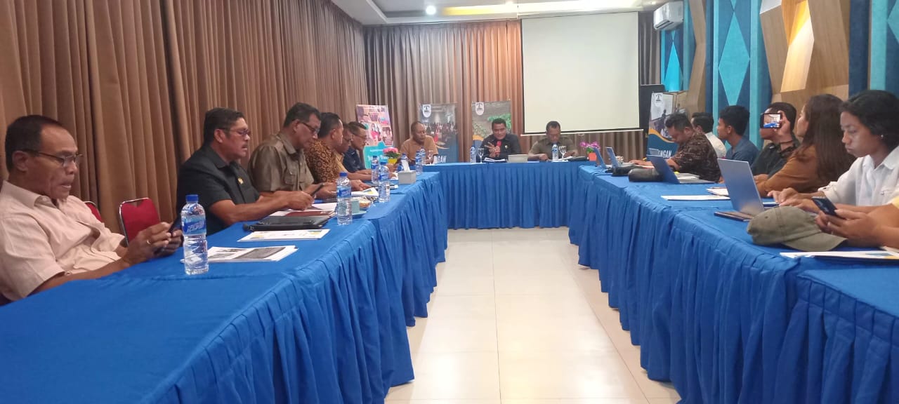 Kegiatan Audiens DPRD SBD bersama YHS. (Doel Haris/SuaraJarmas.id