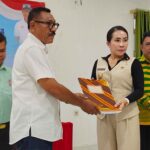 Bupati SBD, Ratu Ngadu Bonu Wulla, terpilih sebagai Ketua Umum KONI SBD yang baru (DH/Suarajarmas.id)