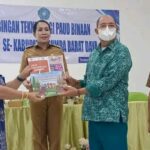 Bupati SBD, Ratu Ngadu Bonu Wulla, hadir sekaligus membuka secara resmi Bimtek PAUD Binaan Program Kerja TP-PKK Kabupaten SBD (Suarajarmas.id)