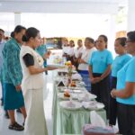 Bupati SBD, Ratu Ngadu Bonu Wulla, hadir sekaligus membuka Lomba Cipta Menu Beragam, Bergizi, Seimbang, dan Aman (B2SA) di Hall Roo Lua Resto (Suarajarmas.id)