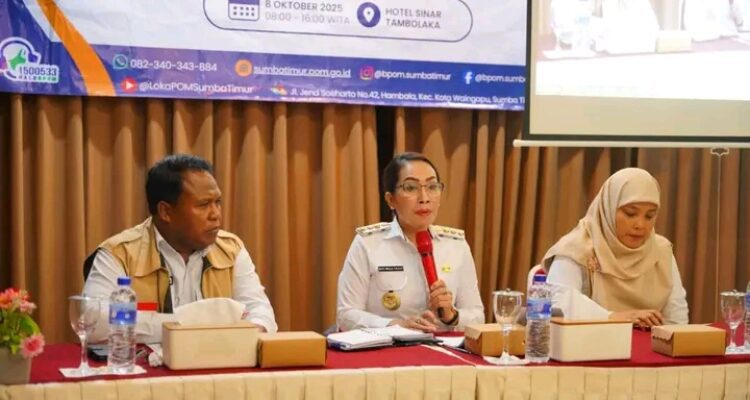 Bupati SBD, Ratu Ngadu Bonu Wulla, saat membuka dengan resmi Bimtek peningkatan penguatan pengendalian resistensi antimikrobadi Kabupaten SBD (Suarajarmas.id)