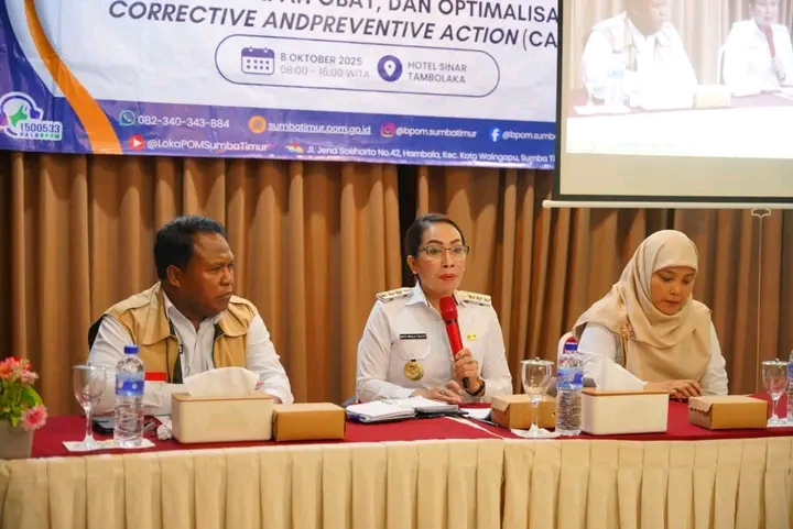 Bupati SBD, Ratu Ngadu Bonu Wulla, saat membuka dengan resmi Bimtek peningkatan penguatan pengendalian resistensi antimikrobadi Kabupaten SBD (Suarajarmas.id)